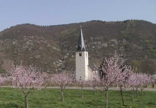 Alte Kirche von Ellen